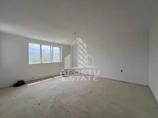 Casa individuala pe etaj de vanzare, renovata complet, Becicherecu Mic