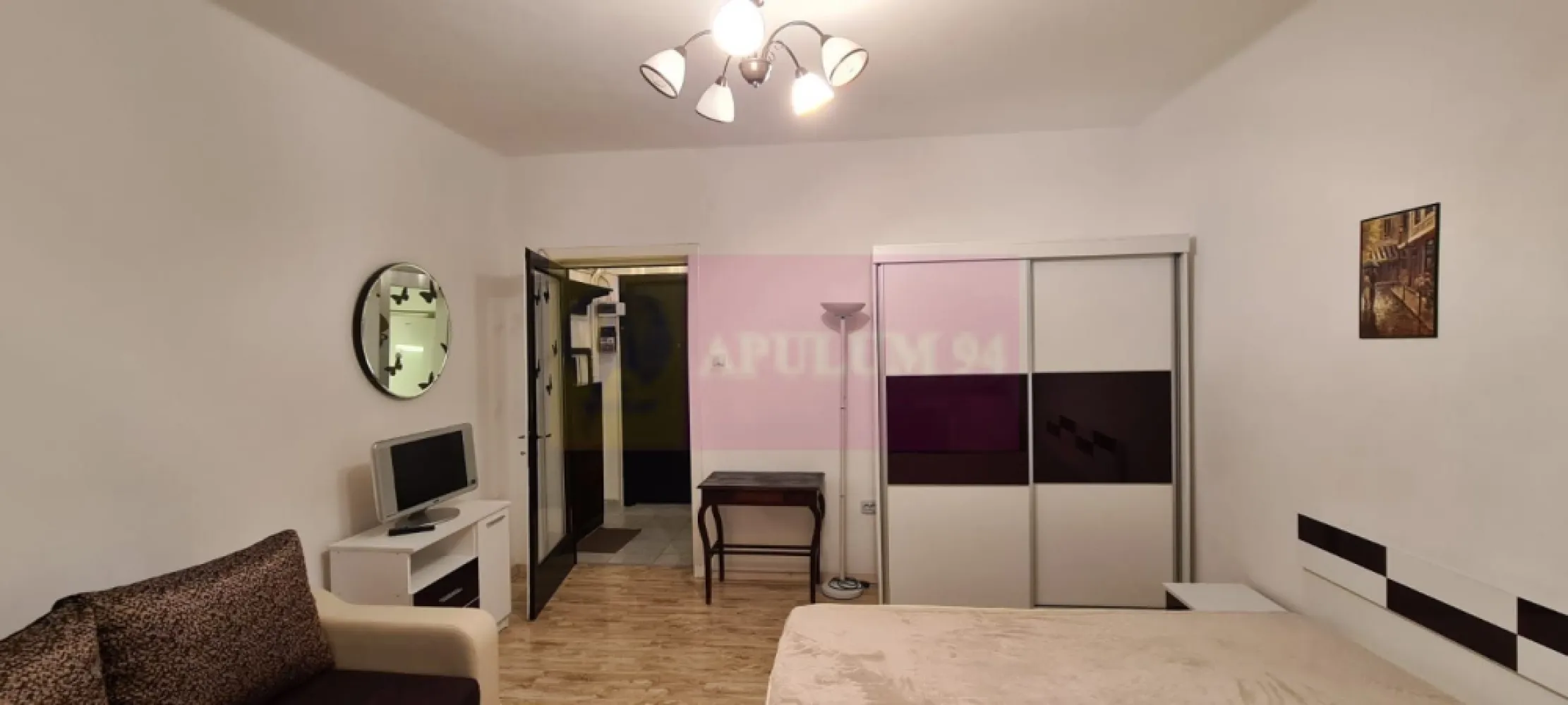 OPORTUNITATE INVESTITIE! Garsoniera ultracentrala Piata Romana- ASE.
