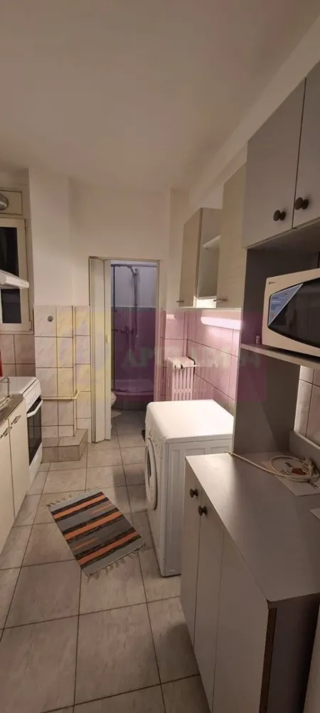 OPORTUNITATE INVESTITIE! Garsoniera ultracentrala Piata Romana- ASE.