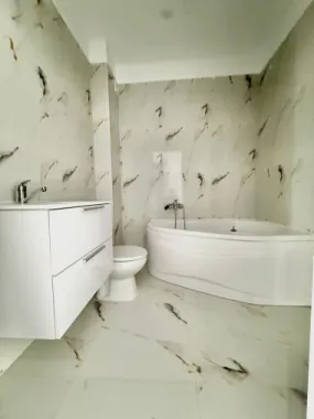 Garsoniera cartier Militari Residence- mutare imediata!!