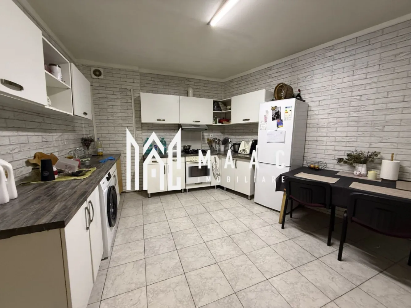 Casa pentru investitie | 8 camere | 215MP | P+M | Zona Garii