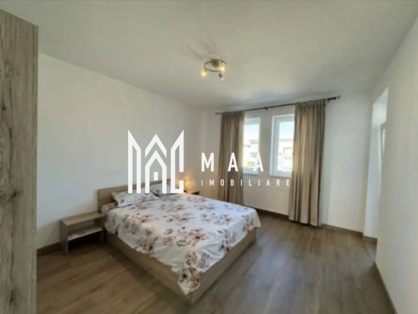 Apartament 3 Camere | Loc De Parcare | 68 MPU - MAAC Imobiliare oferă spre închiriere un apartament cu 3 camere, situat la etajul 3 al unui imobil dotat cu lift. Apartamentul se află în zona Broscărie, cu acces din strada Henri Coandă, în imediata apropiere a fabricii Trans Agape. Compartimentare: ~2 dormitoare ~Living ~Baie ~Hol ~Bucătărie Pentru mai multe detalii și programarea unei vizionări, vă rugăm să ne contactați menționând ID-ul: CP2831437. }}