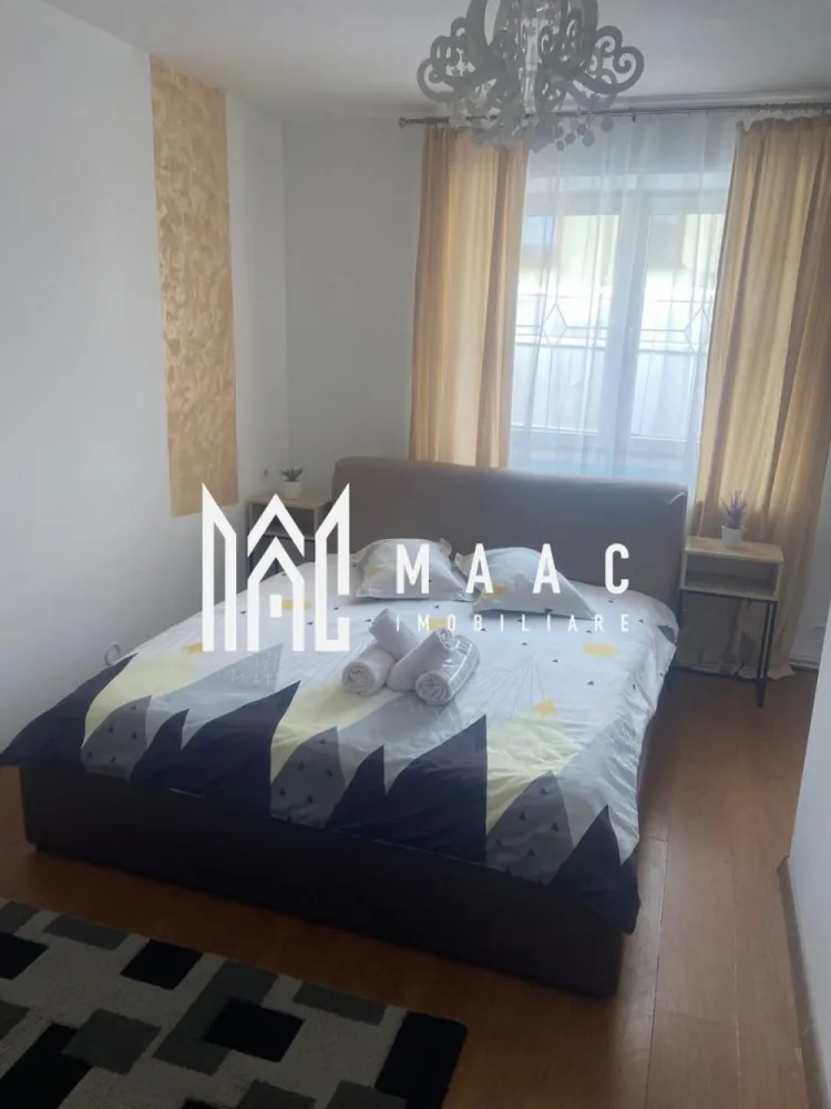 Casa in centrul vechi I 4 Camere I 108 mp I 70 mp teren - MAAC Imobiliare va propune spre vanzare o casă situată în Centrul Vechi, pe strada Pielarilor. ✔ Suprafață utilă: 108 mp ✔ 4 camere ✔ 4 băi (fiecare cameră are baie proprie) ✔ Funcționează în regim hotelier ✔ Teren 70 mp ✔ Magazie pe teren Imobilul este ideal pentru investiție, fiind deja folosit în regim hotelier, cu posibilitate de preluare activitate. Zonă centrală, cu acces rapid la puncte de interes turistic. Pentru mai multe detalii, precizati ca ati vazut anuntul cu ID CP2975676 }}