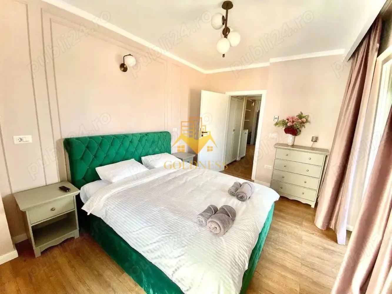 2 camere, modern, bloc nou, Parcare, Vivo, Metro, Columna Residence - GOLDNESS Imobiliare vă propune spre închiriere un apartament cu 2 camere complet mobilat și utilat, la etajul 2 într-un imobil de 7 etaje, în Floresti. Apartamentul este compartimentat astfel: - dormitor cu pat matrimonial, dressing, noptiere - living cu bucatarie open-space complet utilată, canapea extensibilă, loc de servit masa - baie cu cabina de dus, calorifer port prosop inox și dulap pentru depozitare. - balcon de 10 mp. Imobilul este dotat cu toate cele necesare- centrală proprie, mașină de spălat haine, frigider, plită electrică, hotă, etc. Se află în apropierea stațiilor de transport în comun, magazine, restaurante, spații verzi, farmacii, etc. Dispune de loc de parcare inclus in pret! Pentru intermediere se percepe un comision de 50% din prețul chiriei! Dacă sunteți interesați de acest apartament și doriți să îl vizionați, dar și pentru alte oferte sau detalii nu ezitați să ne contactați telefonic sau prin e-mail - goldnessimobiliare@gmail.com. Vă stăm la dispoziție! }}