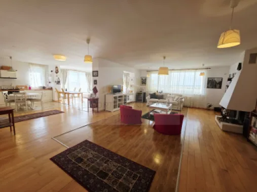 Penthouse 148mp cu terase75 mp și șemineu | Corbeanca