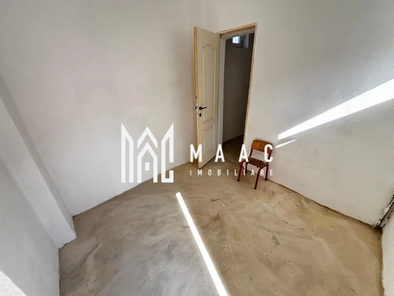 Apartament la casă | 2 camere | Curte comună | Piața Cluj