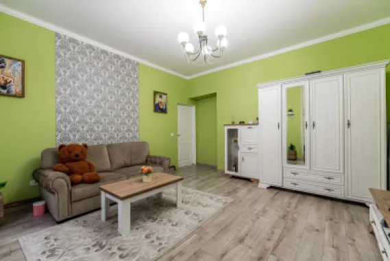 PREȚ NOU: 89.900 € | Ultracentral | 2 camere | etaj 1/2 | renovat