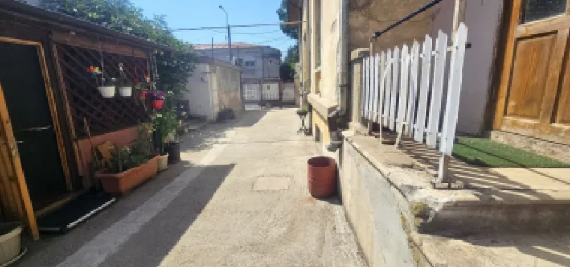 Casa de vanzare – Zona Centru, Strada Garii – 65.000€