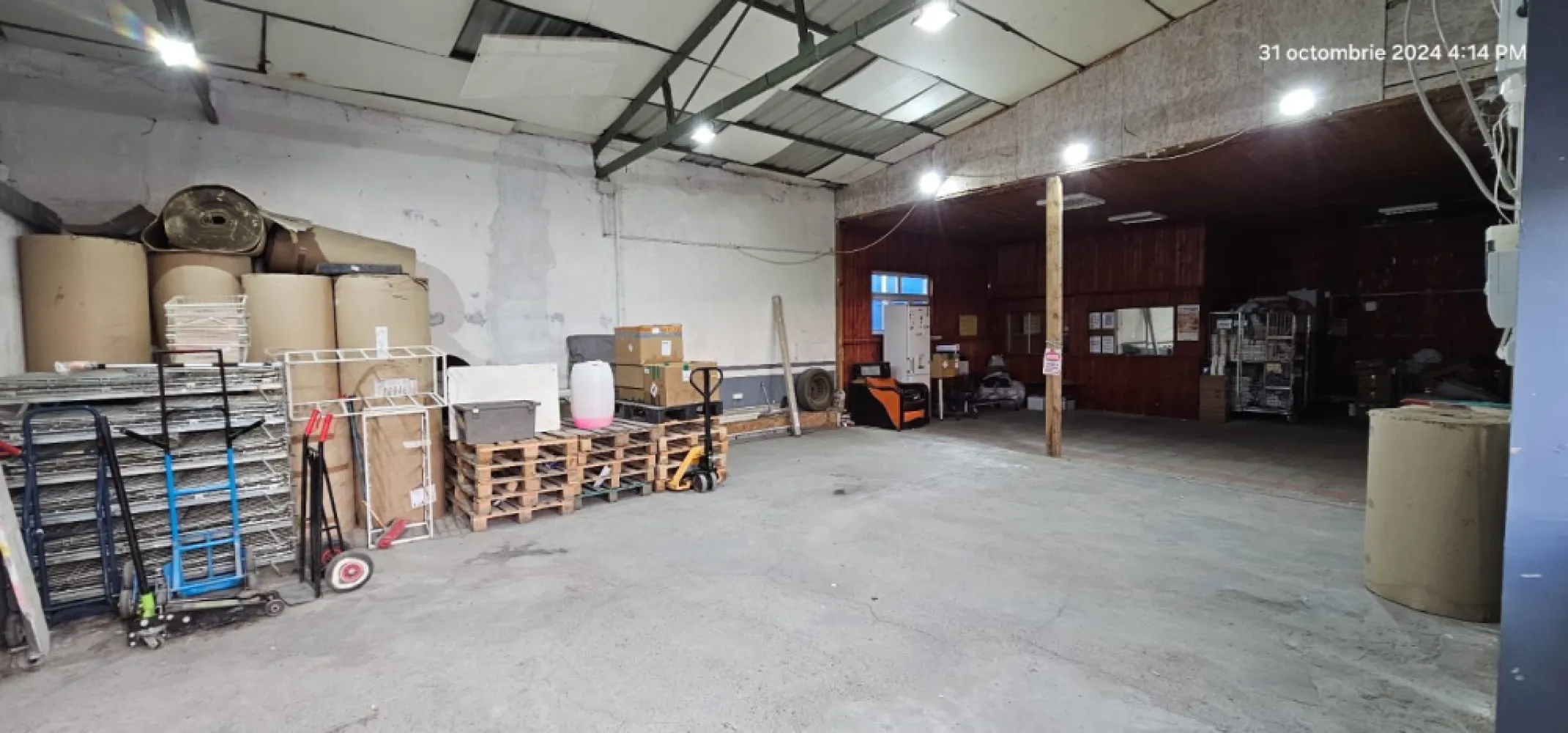 De inchiriat - Hala/Spatiu logistic si spatii birouri - Centura Galati