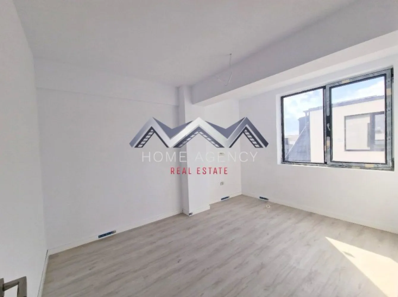 Apartament 3 camere Otopeni central | bloc nou, parcare, comision 0