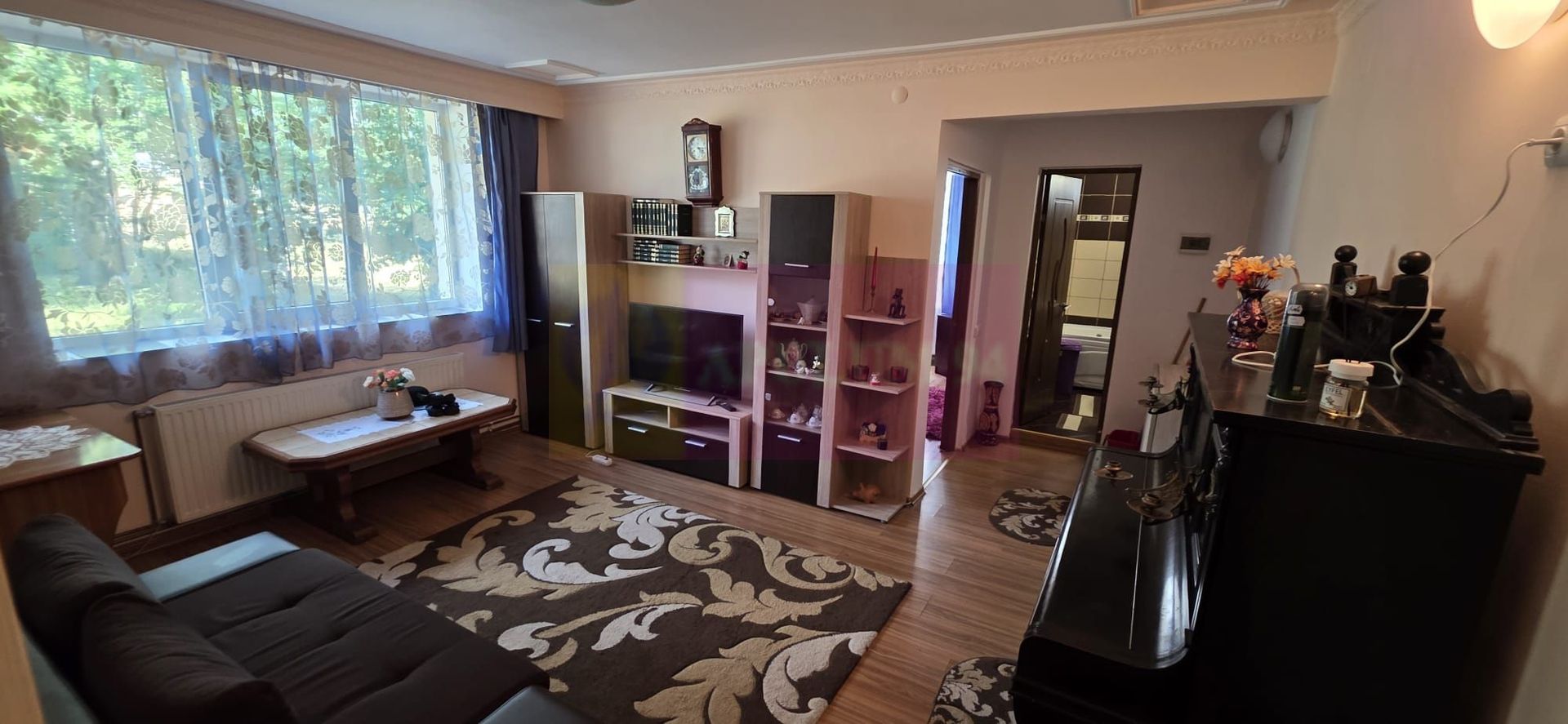 Apartament cu 2 camere de vanzare in Sinaia