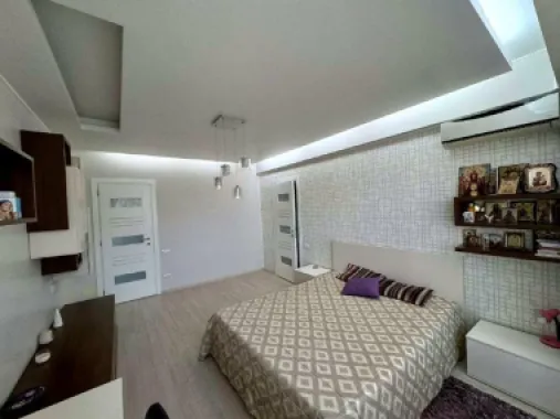 BRASADAS închiriază ap 3 cam. Izvor, parc Cişmigiu - PARCARE.