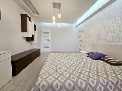 BRASADAS închiriază ap 3 cam. Izvor, parc Cişmigiu - PARCARE.