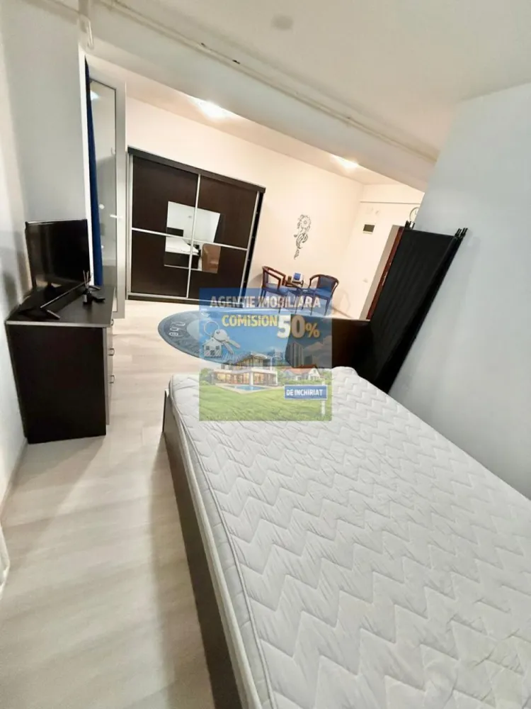 Garsoniera Militari Residence comision 50% - AGENTIE IMOBILIARA - COMISION 50% Oferim spre închiriere o garsonieră modern mobilată, situată în cartierul Militari Residence Detalii despre proprietate: - Suprafață: Generos compartimentată, oferind spațiu și confort. - Etaj 4, poziționare optimă pentru acces și priveliște. - Mobilare și utilare**: Garsoniera este complet mobilată și utilată, amenajată cu gust, gata pentru a vă oferi confortul unui cămin modern. Facilități și beneficii: Complexul oferă acces rapid la mijloace de transport, supermarketuri, restaurante, săli de fitness și alte puncte de interes. Zona este bine conectată, liniștită și ideală pentru locuit. Contact: Pentru mai multe detalii sau programarea unei vizionări, vă rugăm să ne contactați la numarul de telefon din anunt. Mută-te într-o garsonieră care îmbină stilul modern cu funcționalitatea, în cartierul Militari Residence! }}