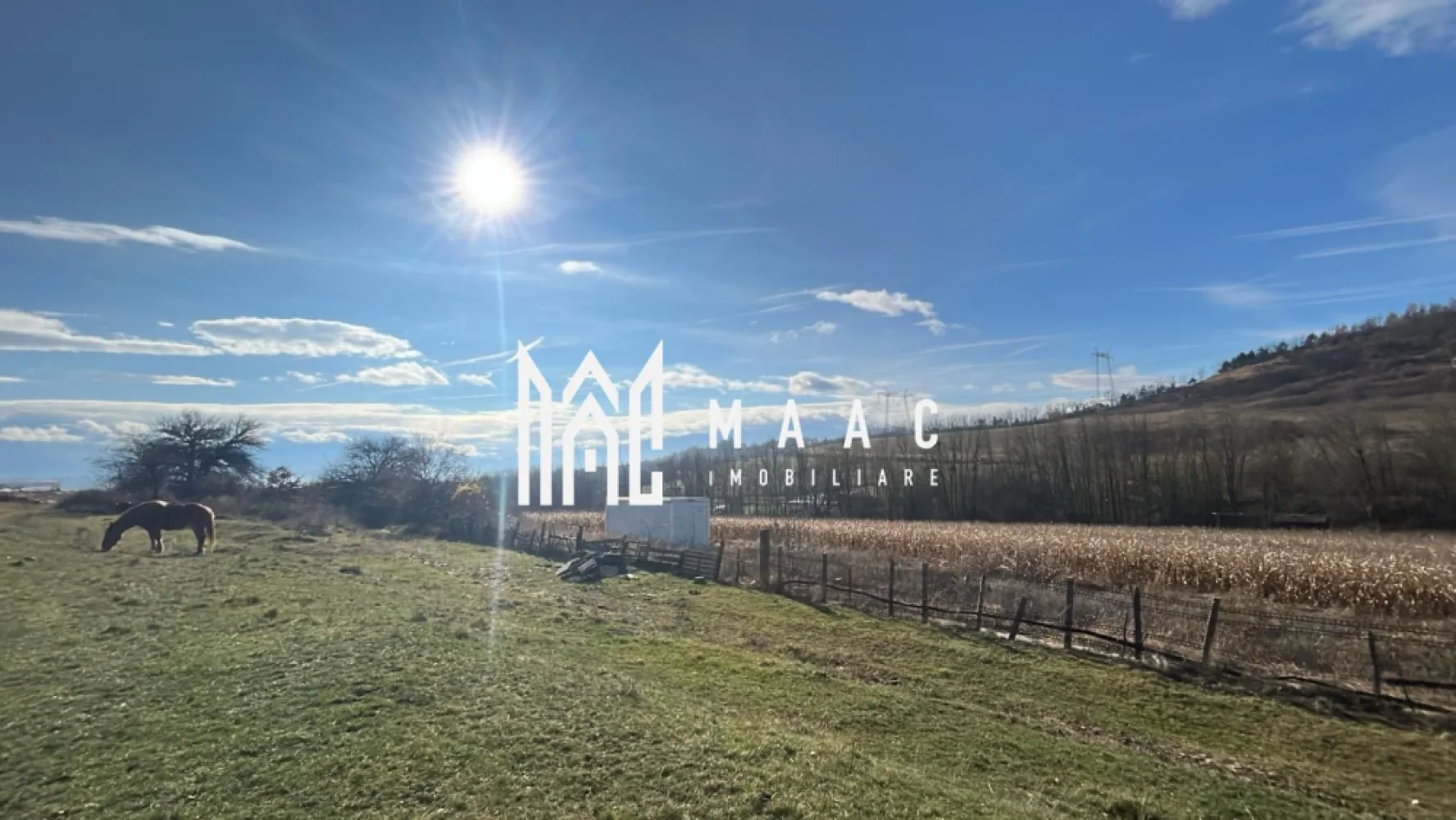 Teren 9.000 mp I Deschidere 96 ml I Curent pe Teren I lângă Gusterland - MAAC Imobiliare vă propune un teren extravilan cu o suprafață de 9.000 mp, situat în apropiere de Gusterland și de adăpostul de câini, într-o zonă cu priveliște panoramică și acces facil. Proprietatea beneficiază de o lungime de 96 ml la drumul de acces, oferind vizibilitate excelentă și posibilități variate de dezvoltare. Terenul este împrejmuit, ceea ce asigură delimitare clară și siguranță. Caracteristici principale: – Suprafață totală: 9.000 mp – Extravilan – Deschidere de 96 ml la drum – Curent disponibil direct pe teren – Utilități în zonă (acces facil la rețele) – Fără apă, dar cu posibilitatea realizării unei fântâni – Posibilitate de întocmire PUZ în vederea schimbării încadrării urbanistice – Vedere panoramică asupra zonei, ideală pentru proiecte cu componentă recreativă sau rezidențială (după PUZ) Proprietatea se pretează pentru investiții pe termen mediu și lung, având potențial de dezvoltare odată cu realizarea unui PUZ și integrarea în planul urbanistic local. Pentru detalii suplimentare, consultanță sau programarea unei vizionări, va rugăm să ne contactati specificand ID: CP2829891. }}