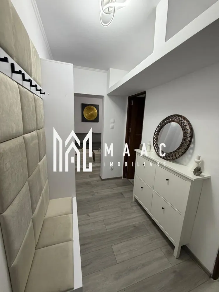 Apartament 2 camere | Ostroveni | renovat complet | mobilat si utilat | - MAAC IMOBILIARE vă propune spre vânzare un apartament cu 2 camere situat în zona Ostroveni – Cina, Râmnicu Vâlcea, într-o locație liniștită, dar excelent conectată la toate facilitățile orașului. Apartamentul este amplasat la etajul 4 din 4 și are o suprafață utilă de 49 mp, fiind complet renovat, cu instalații electrice și sanitare noi, ceea ce oferă un plus de siguranță și confort. Locuința dispune de: 2 camere luminoase bucătărie baie hol balcon închis și izolat Apartamentul se vinde complet mobilat și utilat, exact ca în fotografii, fiind pregătit pentru mutare imediată, fără costuri suplimentare. Este dotat cu electrocasnice de brand, care beneficiază de garanție extinsă între 4 și 6 ani. Un avantaj important este faptul că blocul urmează să fie mansardat și anvelopat, ceea ce va crește confortul termic și valoarea proprietății în timp. Localizare excelentă: în apropiere de Școala Nr. 10 și grădiniță zonă Cina – Hermes acces rapid (3–5 minute) către piață, autogară, supermarketuri, centrul orașului și biserică Această proprietate este ideală atât pentru locuință personală, cât și pentru investiție, datorită poziționării și stării impecabile. Pentru mai multe informații sau pentru programarea unei vizionări, echipa MAAC IMOBILIARE vă stă la dispoziție. CP2977547 }}