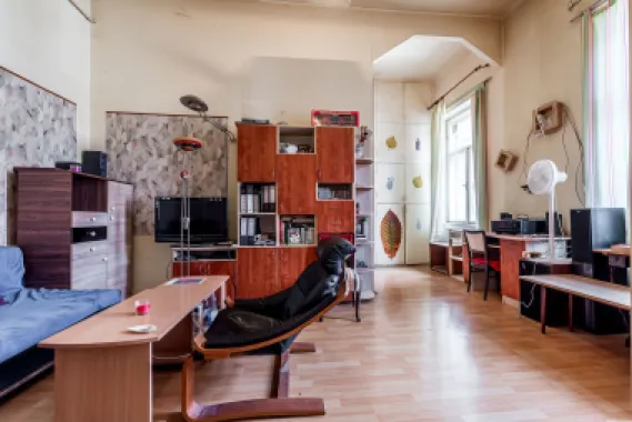 Apartament 98 mp pe bulevardul Decebal, fatada renovata Comision 0
