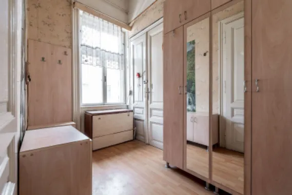 Apartament 98 mp pe bulevardul Decebal, fatada renovata Comision 0