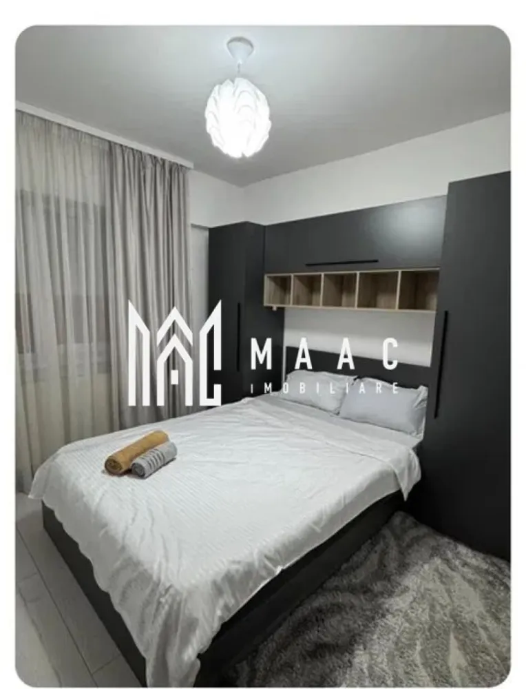 Apartament 3 camere | 70 MPU | Etaj 2 | Vasile Milea - MAAC Imobiliare vă propune spre vânzare un apartament cu 3 camere, decomandat, situat pe Bulevardul Vasile Milea, la etajul 2 din 4. Cu o suprafață utilă de 70 mp, apartamentul oferă un spațiu bine compartimentat, ideal pentru o familie sau pentru cei care își doresc confort și funcționalitate într-o zonă bine conectată a orașului. Compartimentare: Living 2 dormitoare Bucătărie 2 băi Balcon 2 spații de depozitare Dotări și beneficii: Compartimentare decomandată Plită electrică Hotă Balcon 2 băi 2 spații de depozitare, ideale pentru organizare eficientă Pentru mai multe detalii precizati telefonic ca ati vazut anuntul cu ID: CP2977108 }}