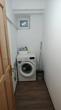 Apartament de închiriat cu 3 camere - cartier Tiglina 2