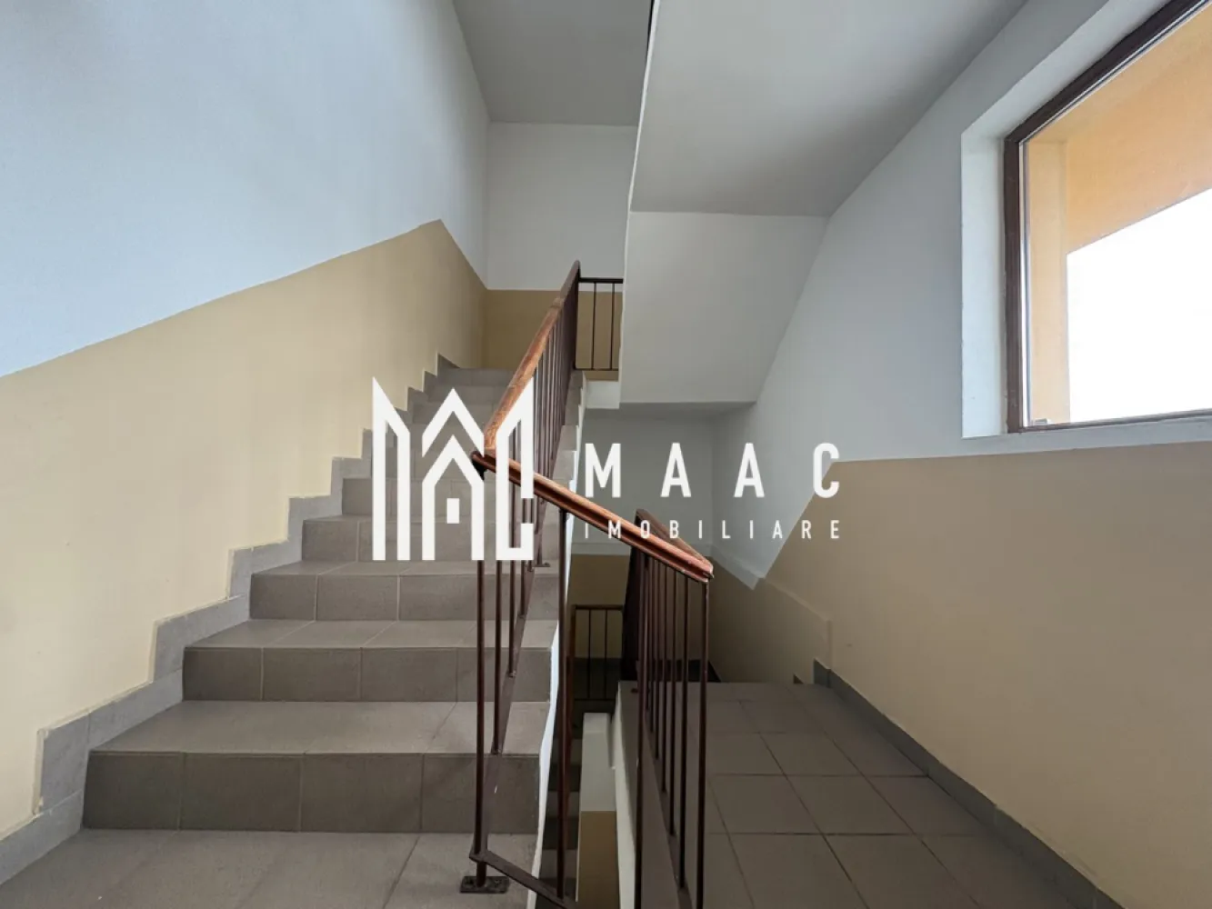 Apartament 3 camere | 75 MPU | Mansarda | Turnisor