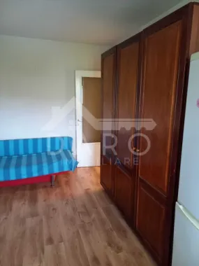 Inchiriez apartament cu 2 camere in Dambu