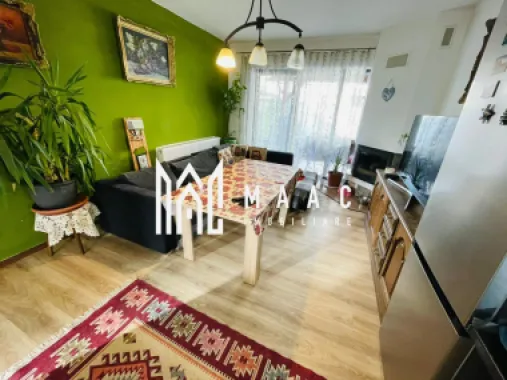 Casă tip înșiruită | 3 camere | 2 băi | Curte 24 mp