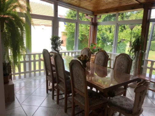 BRASADAS vinde casa cu 7 camere si teren 1100mp in zona Burdea.