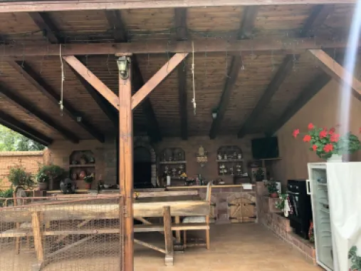 BRASADAS vinde casa cu 7 camere si teren 1100mp in zona Burdea.