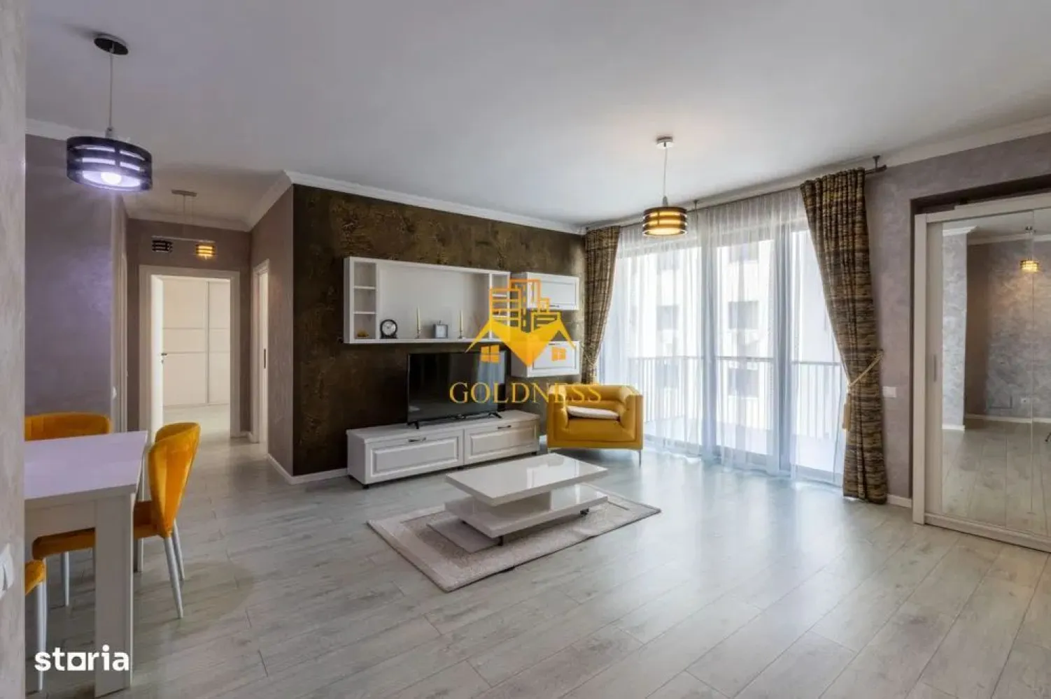 3 camere,lux,parcare, bloc nou, 2 bai, Vivido zona FSEGA, Iulius Mall - GOLDNESS Imobiliare vă propune spre închiriere un apartament cu 3 camere complet mobilat și utilat, la etajul 5 într-un imobil de 6 etaje, în cartierul Gheorgheni. Apartamentul este compartimentat astfel: La pretul afisat se adauga TVA de 19% ! - dormitor cu pat matrimonial, dressing, noptiere - dormitor cu pat matrimonial, spatiu pentru depozitare - living cu bucatarie open-space complet utilată, loc de servit masa, se pune canapea la cerere. - baie cu cabina de dus, calorifer port prosop inox și dulap pentru depozitare. - baie cu cada, calorifer port prosop inox și dulap pentru depozitare. - terasa 10 mp Imobilul este dotat cu toate cele necesare- centrală proprie, mașină de spălat haine, frigider, plită electrică, hotă, etc. Se află în apropierea stațiilor de transport în comun, magazine, restaurante, spații verzi, farmacii, etc. Dispune de loc de parcare subterana! Dacă sunteți interesați de acest apartament și doriți să îl vizionați, dar și pentru alte oferte sau detalii nu ezitați să ne contactați telefonic sau prin e-mail - . Vă stăm la dispoziție! }}