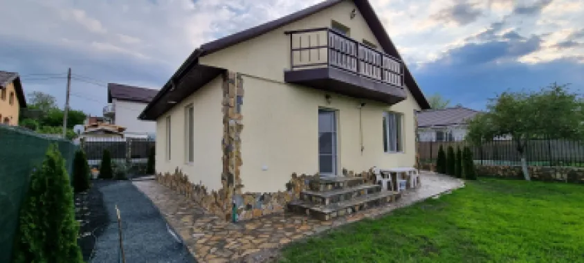 De inchiriat, vila noua - Bariera Traian - Lacul Brates