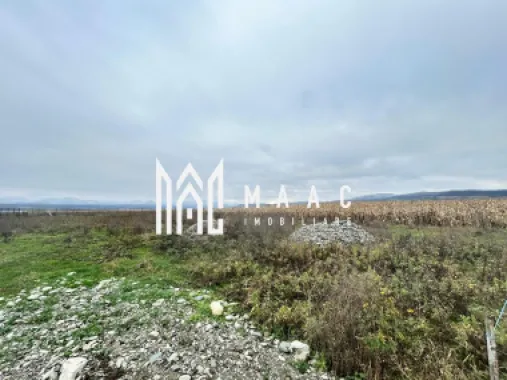 Teren intravilan | 860 mp | Deschidere 16 m | Priveliște montană | Bradu