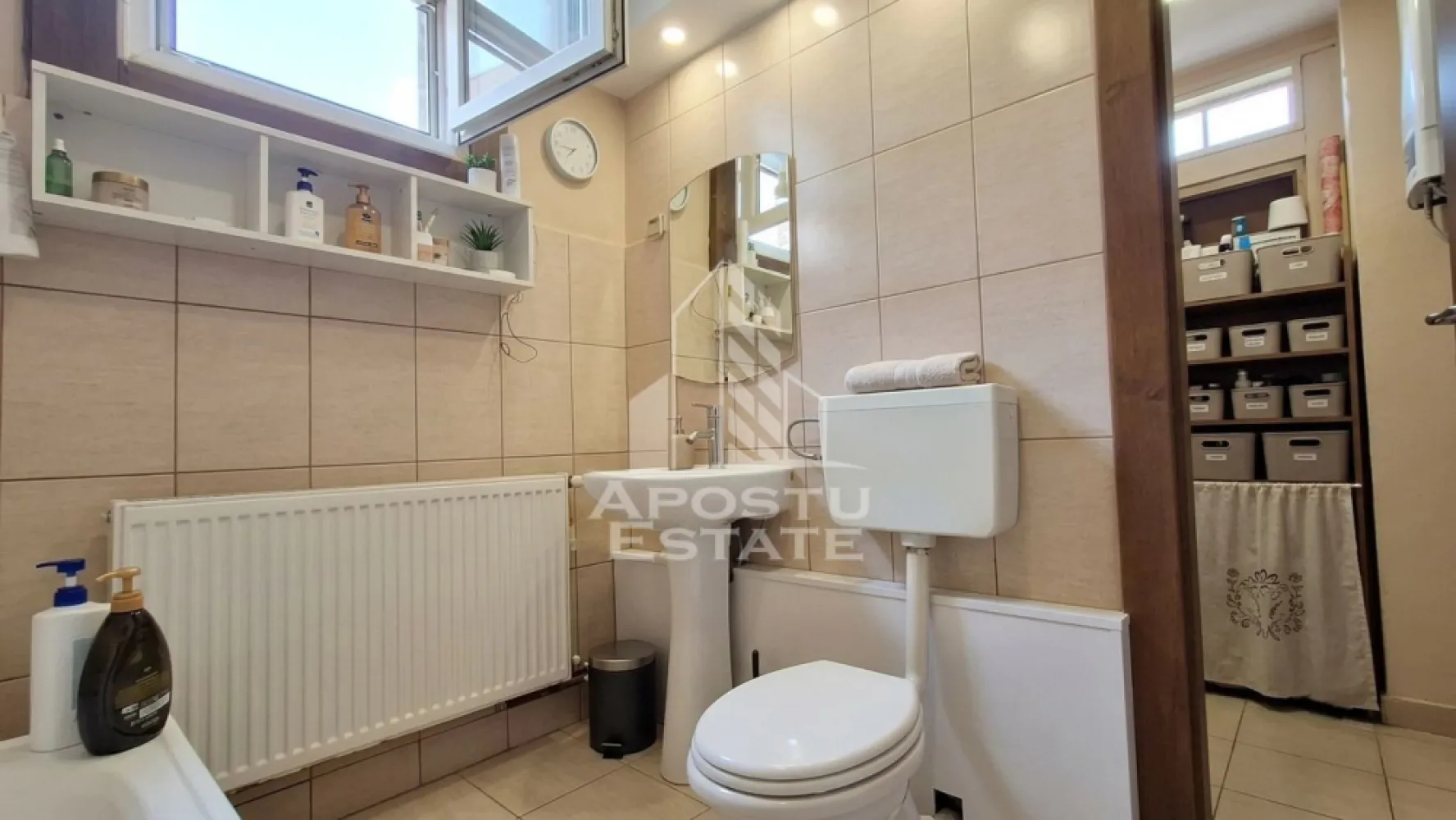 Apartament la casa, 3 camere Etaj 1