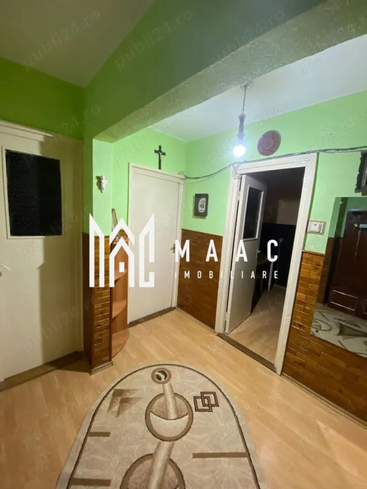 Apartament 2 Camere I Decomandat I Etaj 2 I Calea Dumbravii - Se oferă spre închiriere un apartament cu 2 camere decomandat, având o suprafață de 46 mp, situat la etajul 2 al unui imobil din zona Calea Dumbrăvii, una dintre cele mai apreciate și accesibile zone ale orașului. Locuința este complet mobilată și utilată, fiind pregătită pentru mutare imediată. Caracteristici principale: Suprafață: 46 mp Compartimentare: 2 camere decomandat Etaj: 2 Balcon Complet mobilat și utilat Disponibil imediat Zonă: Calea Dumbrăvii Detalii interioare: Living luminos, mobilat modern Dormitor spațios Bucătărie complet utilată (electrocasnice incluse) Baie în stare foarte bună Balcon ideal pentru relaxare Hol cu spații pentru depozitare Avantaje: Localizare excelentă, aproape de transport public, magazine, farmacii, zone comerciale Apartament întreținut, gata pentru mutare fără investiții Ideal pentru cuplu, persoană singură sau profesioniști Pentru informati si vizionari: ID: CP2826101 }}