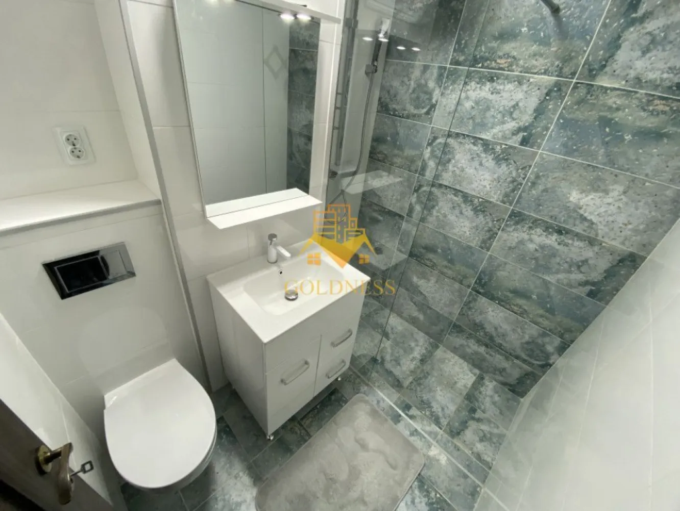 o garsoniera moderna, balcon, Zorilor, Profi, Mega Image, UTCN - GOLDNESS Imobiliare vă propune spre închiriere un apartament cu o camera complet mobilata și utilata, la etajul 3 într-un imobil de 4 etaje, în Cartierul Zorilor. Dispune de loc de parcare in Zona Se află în apropierea stațiilor de transport în comun, magazine, restaurante, spații verzi, farmacii, etc. Apartamentul este compartimentat astfel: - dormitor cu canapea extensibila, dressing, birou, TV - bucatarie complet utilată și mobilată - baie cu cabina de dus, calorifer port prosop și dulap pentru depozitare. Imobilul este dotat cu toate cele necesare- centrală proprie, frigider, aragaz, hotă, mașină de spălat haine, etc. Dacă sunteți interesați de acest apartament și doriți să îl vizionați, dar și pentru alte oferte nu ezitați să ne contactați telefonic sau prin e-mail. Vă stăm la dispoziție! Pentru intermediere se percepe un comision de 50% din prețul chiriei! }}