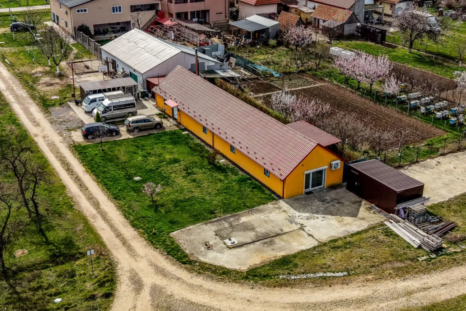 Casă modernă (2021) – Priveliște panoramică spre Lunca Mureșului