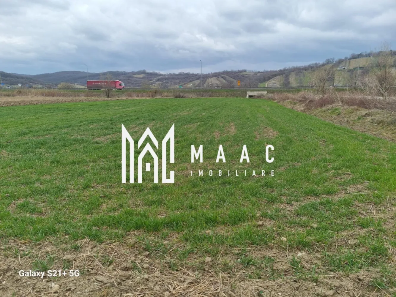 Teren intravilan 2061 mp | Cristian | DN1 | Deschidere 25 ml | Parcelabil