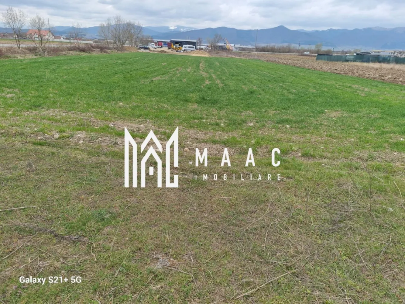 Teren intravilan 2061 mp | Cristian | DN1 | Deschidere 25 ml | Parcelabil