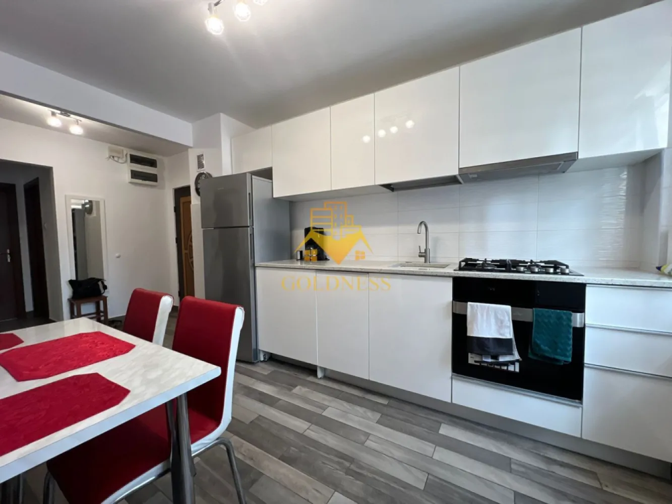 3 camere, modern, parcare, Manastur Zona Primaverii, MC Donald's, BIG