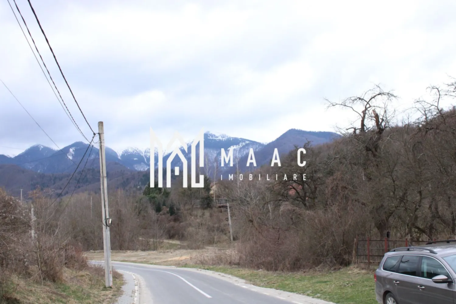 Pământ I Fereastră către Eternitate în Transilvania