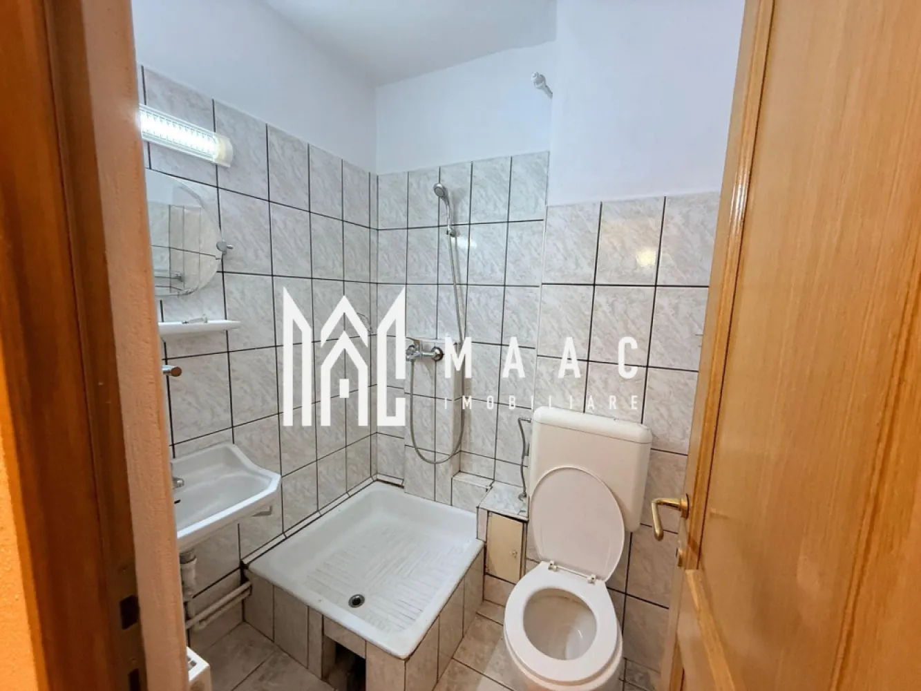 Închiriere apartament 4 camere | etaj 3 I zona Milea