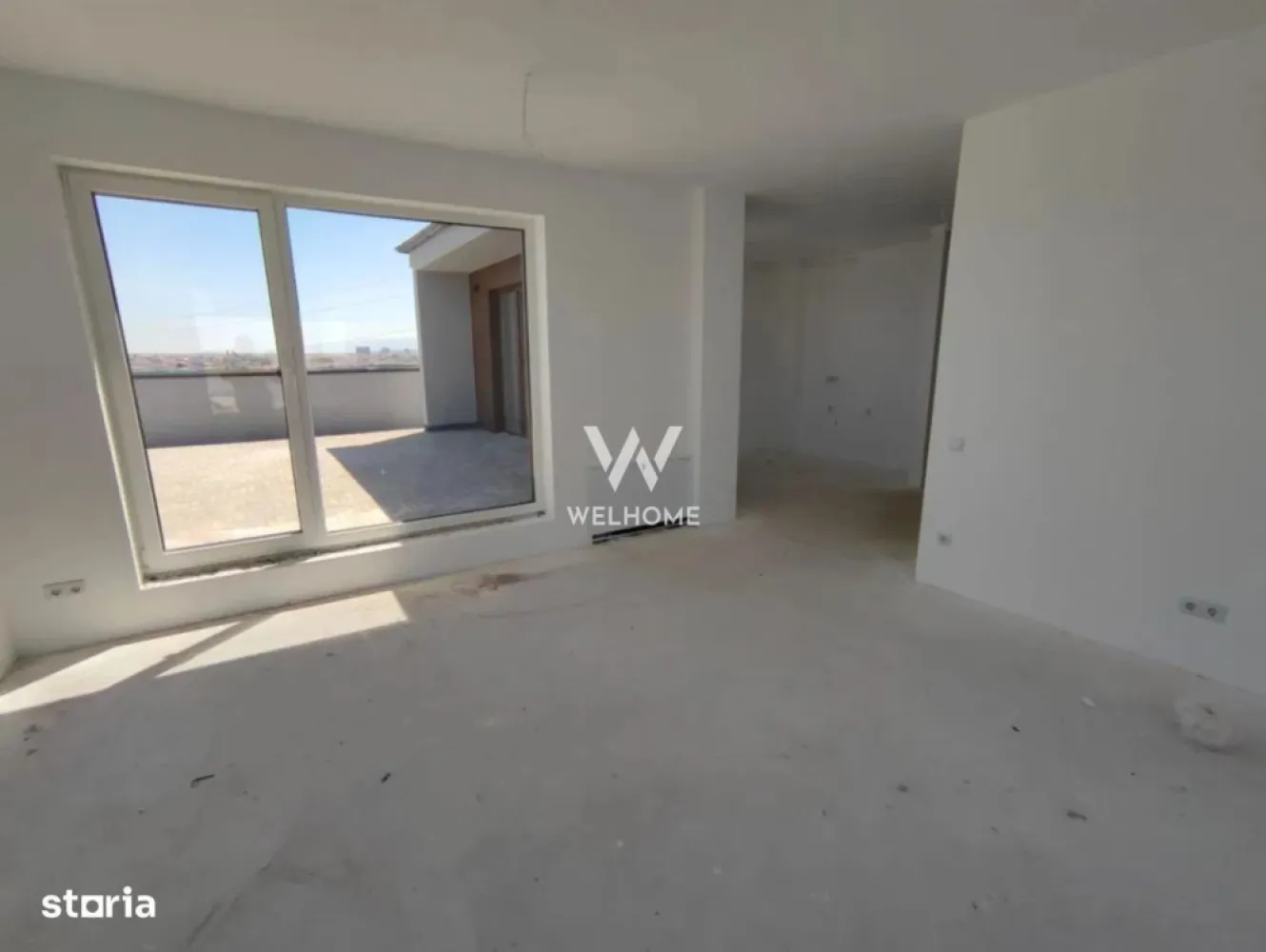 Apartament tip penthouse, Turnisor,Sibiu - COMISION 0% Penthouse cu suprafata utila de 75 mp + terasa 32mp cu priveliste panoramica Bloc nou cu arhitectura moderna si finisaje premium,cu lift, boxe la subsol, spatii verzi si zona degajata Compartimentare: - vestibul, hol de acces, un living open space cu bucatarie (se poate separa), 2 dormitoare, 2 bai si o terasa superba de 32 mp un loc de parcare suprateran si o boxa la subsol incluse in pret Apartamentul este finalizat, blocul intabular, se preda la stadiul de ALB. Avantaje: - clasa energetica A - ansamblu rezidential nou, blocuri cu lift, boxe si garaj (in limita disponibilitatii) - zona accesibila catre autostrada, aeroport sau zona industriala Vest - spatii verzi in zona - locuri de joaca pentru copii - apartamente izolate termic si fonic cu materiale specifice - caramida Cemacon (confort termic si acustic ridicat, protectie ridicata la incendii, reduce riscul aparitiei igrasiei si mucegaiului) - - grupuri sanitare cu geam - incalzire in pardoseala - priveliste panoramica asupra orasului Vizionari: 0752.088.381- Roxana Pret: 157.000 Euro Tva Inclus }}