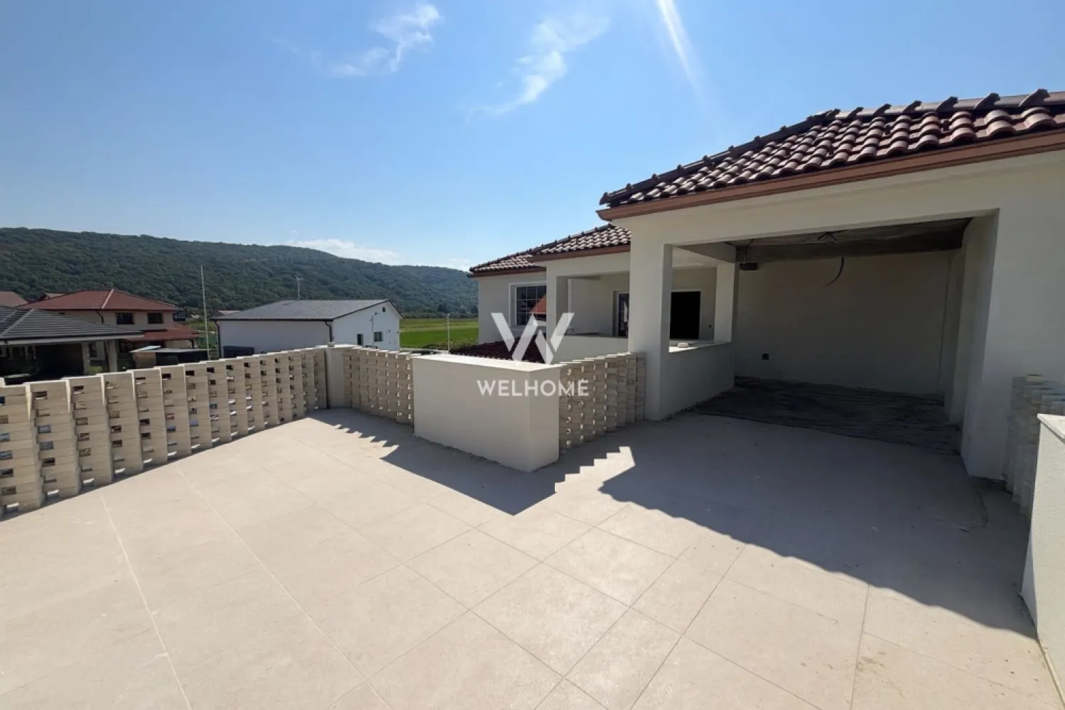 Vila EXCLUSIVISTA cu Piscina, Garaj si 3 Terase