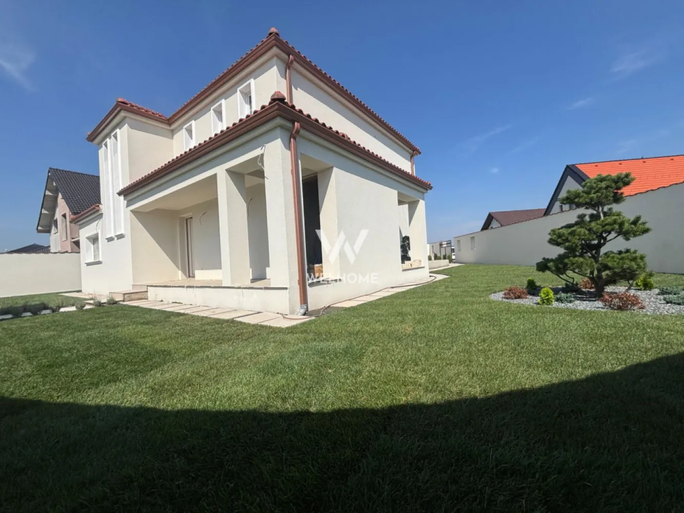 Vila EXCLUSIVISTA cu Piscina, Garaj si 3 Terase