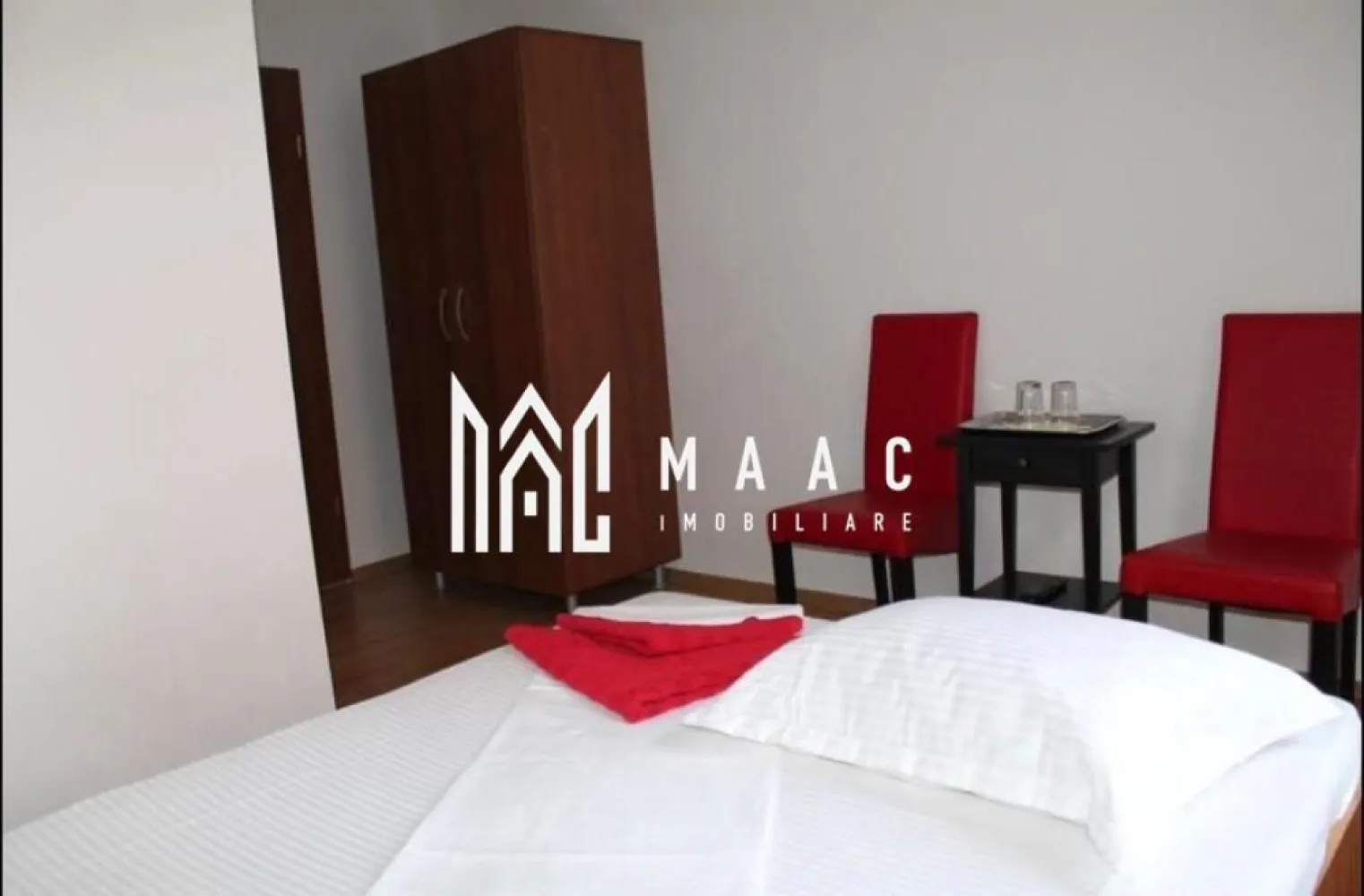 Casă spațioasă | 250 mp utili | 8 camere | Curte cu filigorie