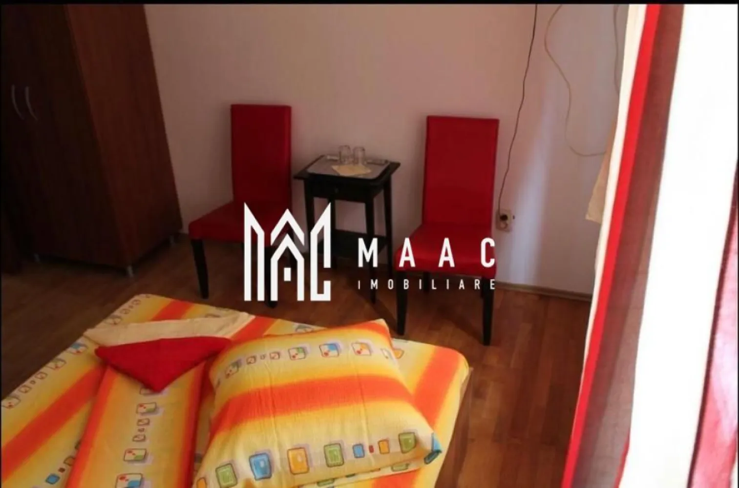 Casă spațioasă | 250 mp utili | 8 camere | Curte cu filigorie