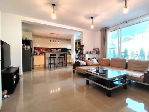 Casa la pret de apartament !! 4 camere 2 bai