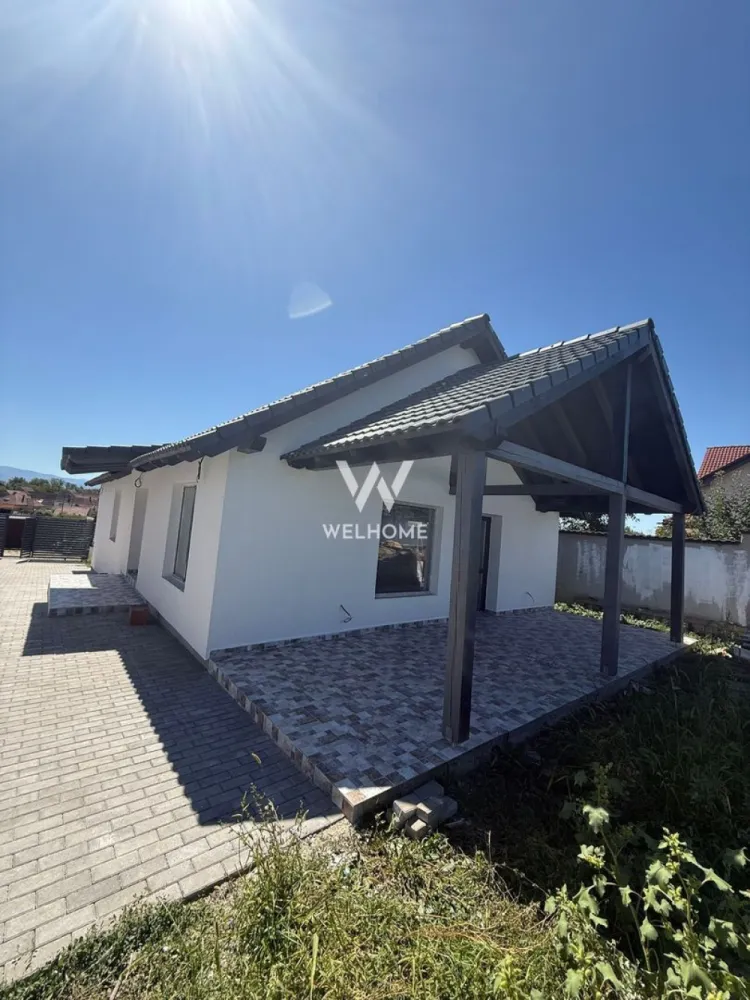 Casă pe un singur nivel – priveliște spre munți – Șura Mică