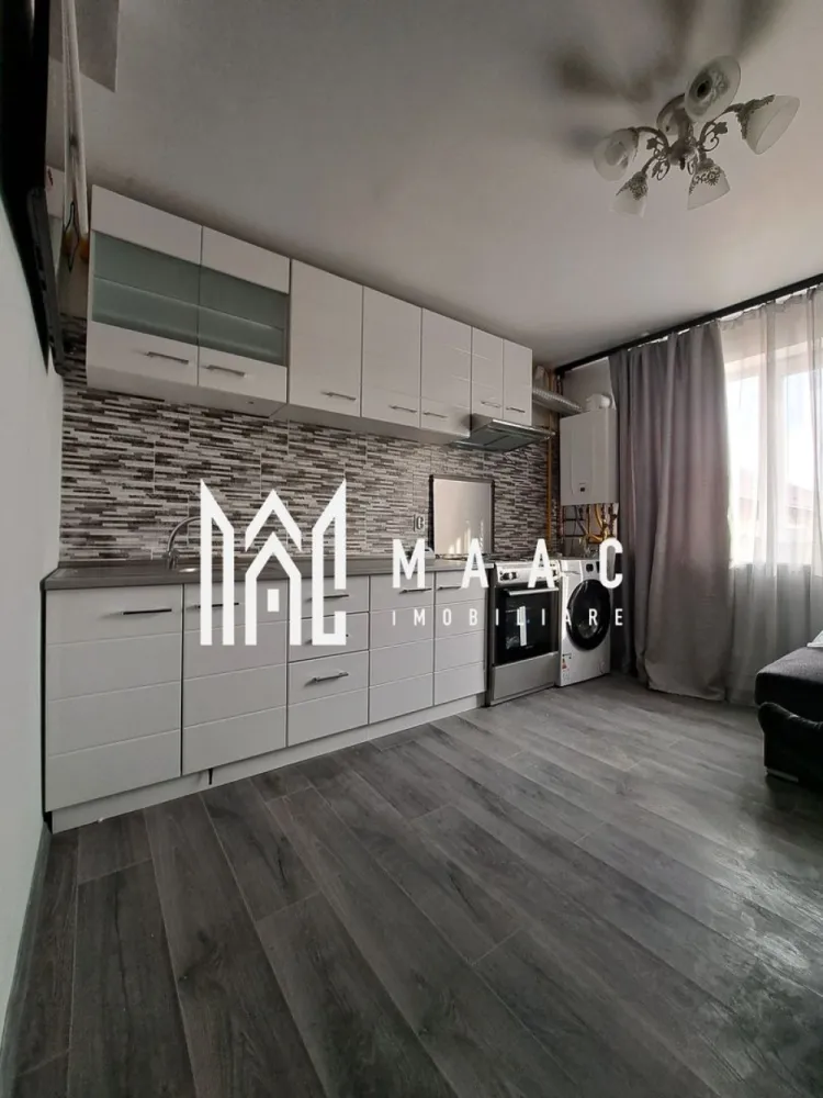 Apartament 2 camere | Traian | mobilat si utilat | 44mp - MAAC IMOBILIARE vă propune spre vânzare un apartament modern cu 2 camere, situat la mansardă, în cartierul Traian. Proprietatea face parte dintr-un imobil nou, construit din BCA, și beneficiază de o suprafață utilă de 44 mp, fiind inteligent compartimentată pe două niveluri – ideală pentru un stil de viață modern și confortabil. Compartimentare: Parter: living luminos cu bucătărie open-space și baie Etaj: 2 dormitoare primitoare, bine luminate natural Apartamentul se vinde complet mobilat și utilat, fiind nelocuit până în prezent – totul este nou, pregătit pentru viitorul proprietar. Datorită compartimentării eficiente și a poziționării, proprietatea reprezintă o alegere excelentă atât pentru locuință personală, cât și pentru investiție (închiriere pe termen lung sau regim hotelier). Localizare avantajoasă: situat în cartierul Traian, cu acces facil la mijloace de transport, magazine, unități de învățământ și centre comerciale. Pentru mai multe detalii sau pentru programarea unei vizionări, echipa MAAC IMOBILIARE vă stă cu drag la dispoziție! CP2984243 }}