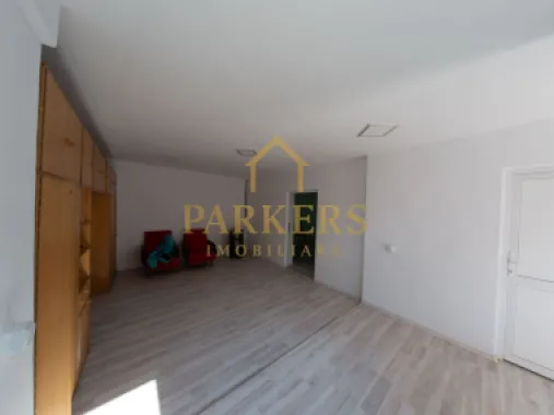 Casa de vanzare in zona de munte in localitatea Lisa